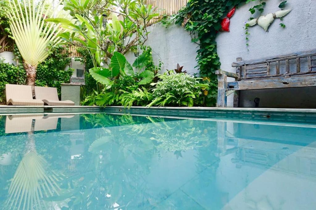 Pineapple Hostel Siem Reap Zewnętrze zdjęcie