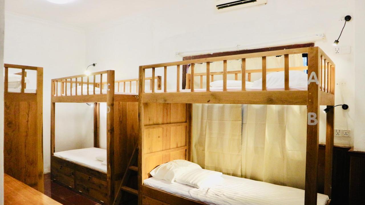 Pineapple Hostel Siem Reap Zewnętrze zdjęcie